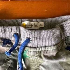 Mini Boden boy shorts